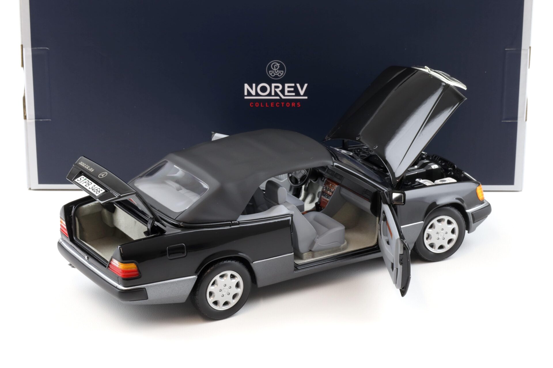 1:18 Norev Mercedes 300 CE-24 A124 Convertible 1990 black 183566
