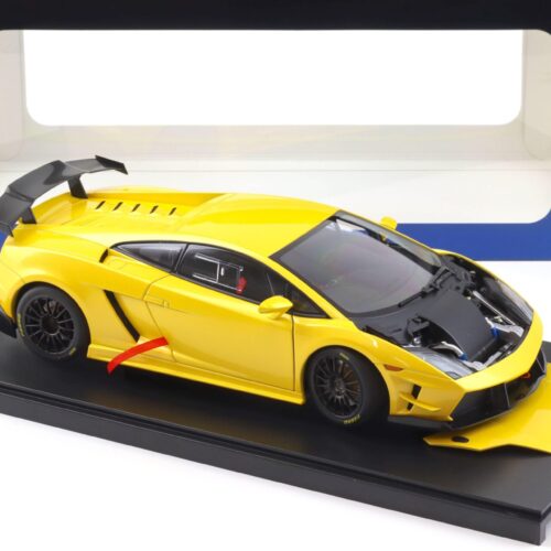 1:18 AUTOart Lamborghini Gallardo LP560-4 Super Trofeo yellow 74687 - Image 2