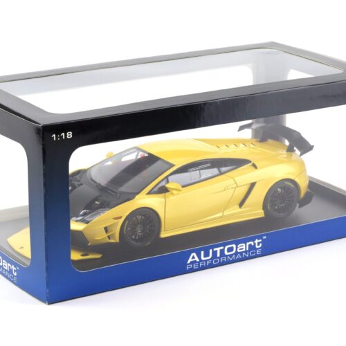 1:18 AUTOart Lamborghini Gallardo LP560-4 Super Trofeo yellow 74687 - Image 4
