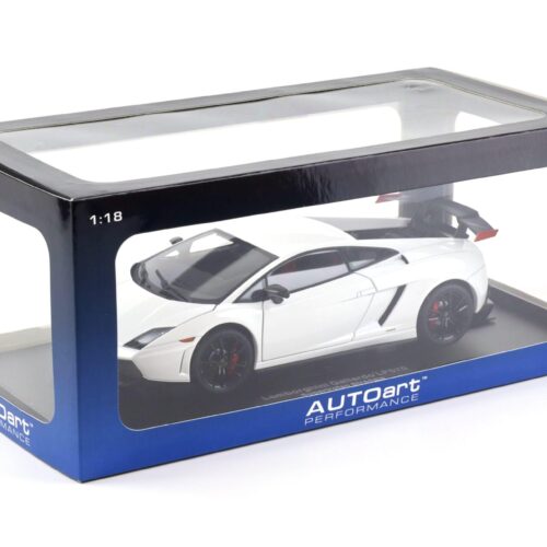 1:18 AUTOart Lamborghini Gallardo LP570 Supertrofeo Stradale Bianco Monocerus/ white