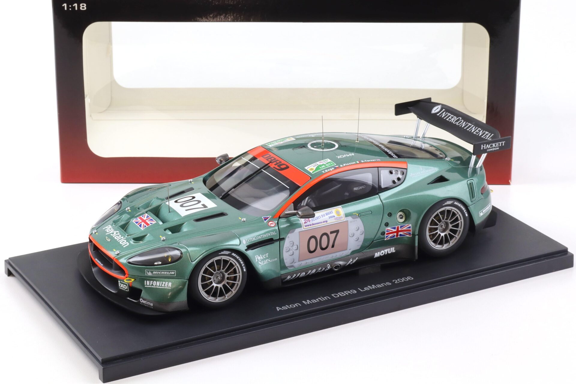 1:18 AUTOart Aston Martin DBR9 Le Mans 24h 2006 #007 Enge/ Turner 80606