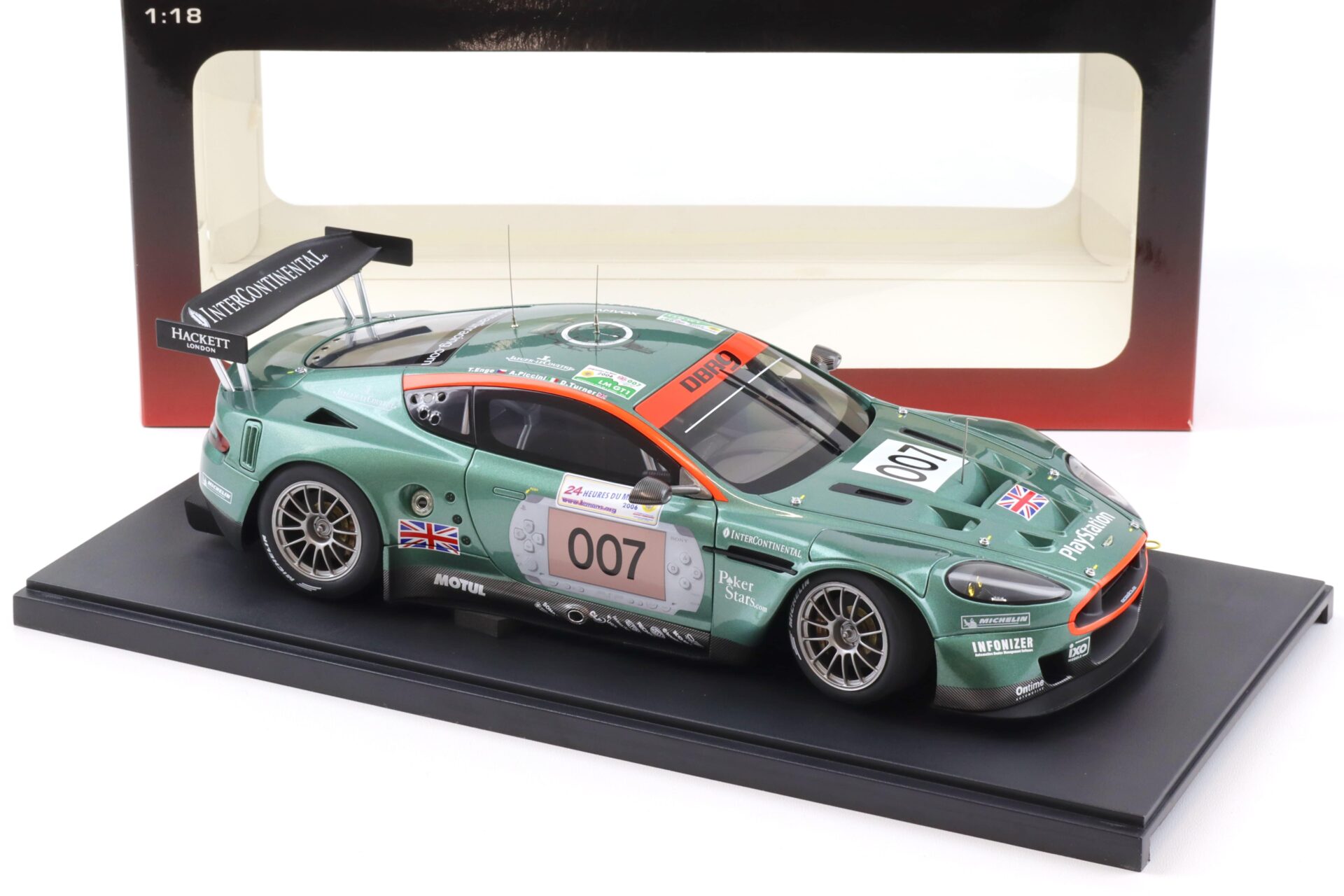 1:18 AUTOart Aston Martin DBR9 Le Mans 24h 2006 #007 Enge/ Turner 80606