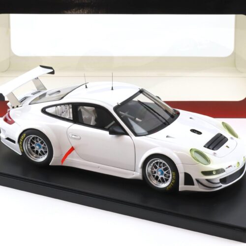 1:18 AUTOart Porsche 911 (997) GT3 RSR 2010 Plain Body Version white 81073