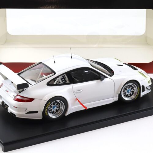 1:18 AUTOart Porsche 911 (997) GT3 RSR 2010 Plain Body Version white 81073