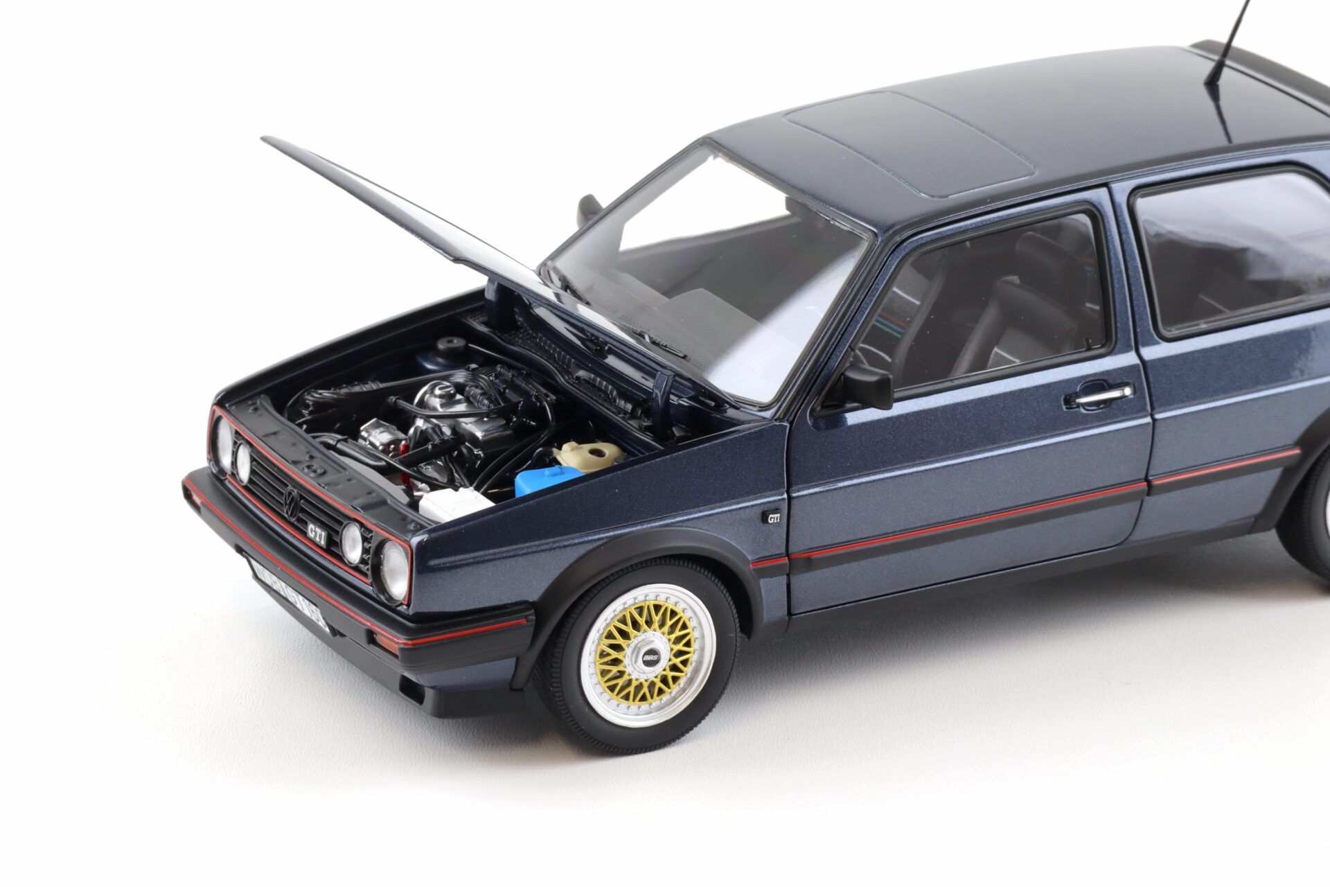 1:18 Norev VW Golf 2 GTI 1988 Helios blue metallic 188563 - Limited 500 pcs.