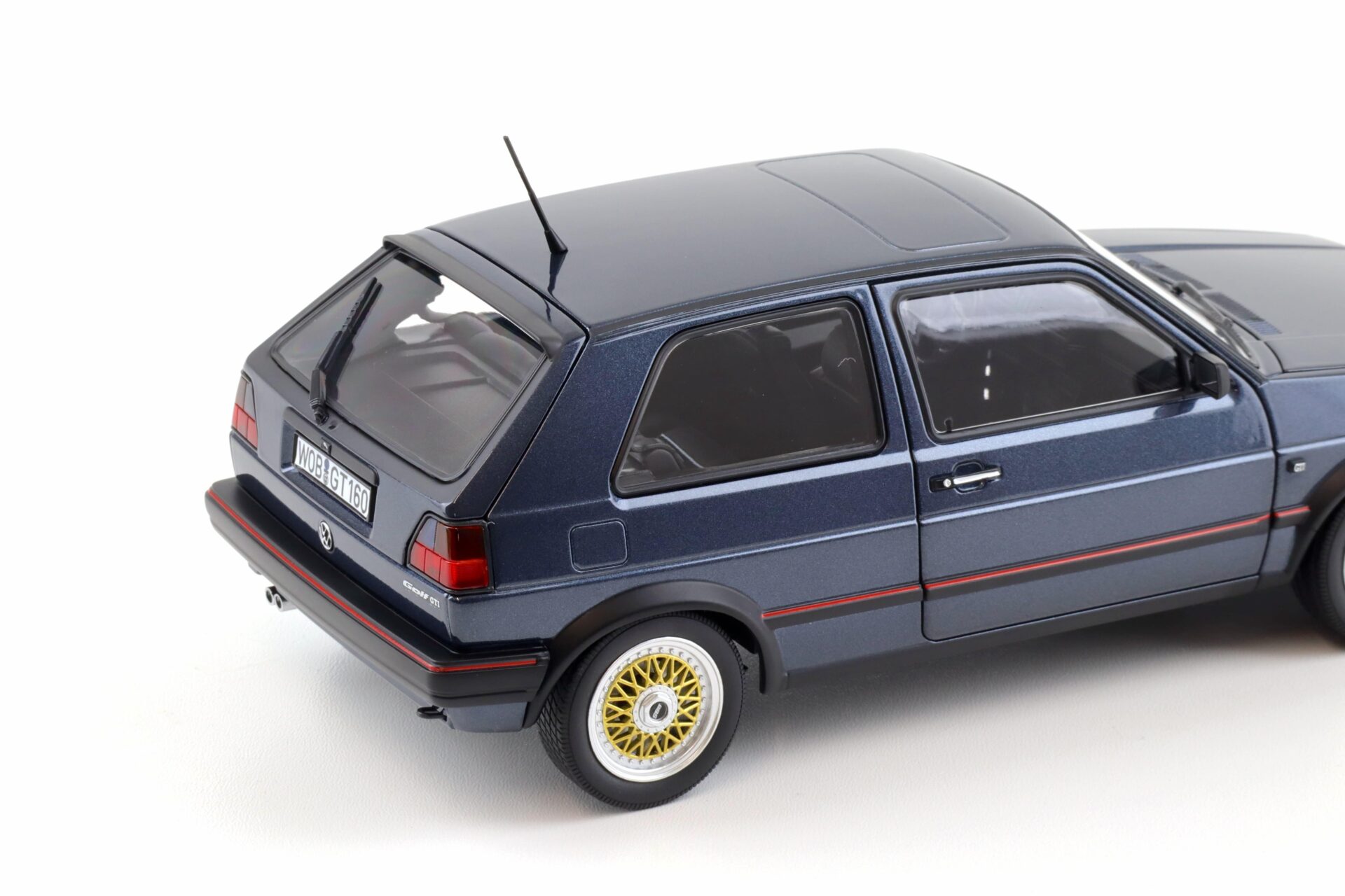 1:18 Norev VW Golf 2 GTI 1988 Helios blue metallic 188563 - Limited 500 pcs.