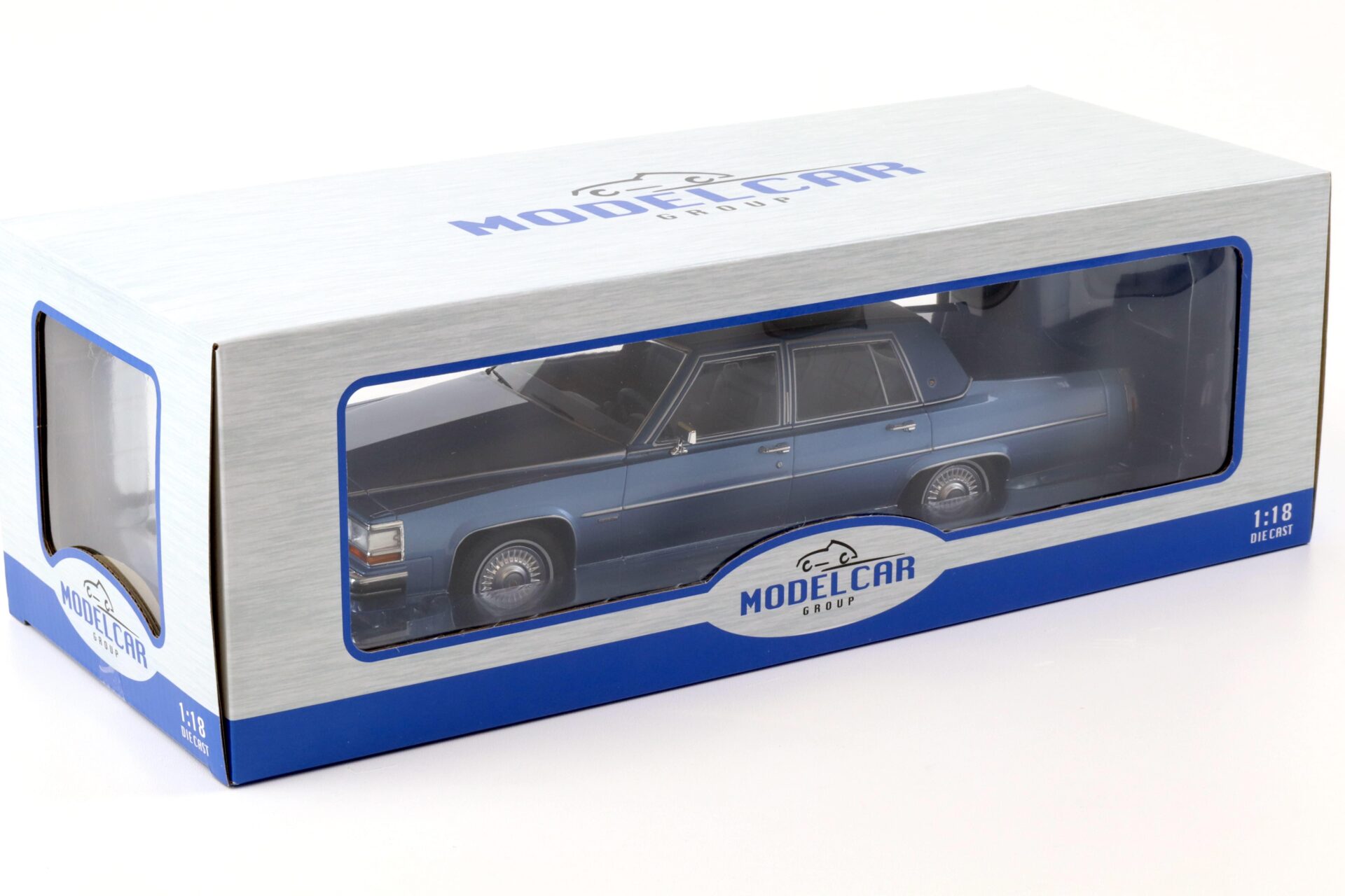 1:18 MCG 1982 Cadillac Fleetwood Brougham blue metallic