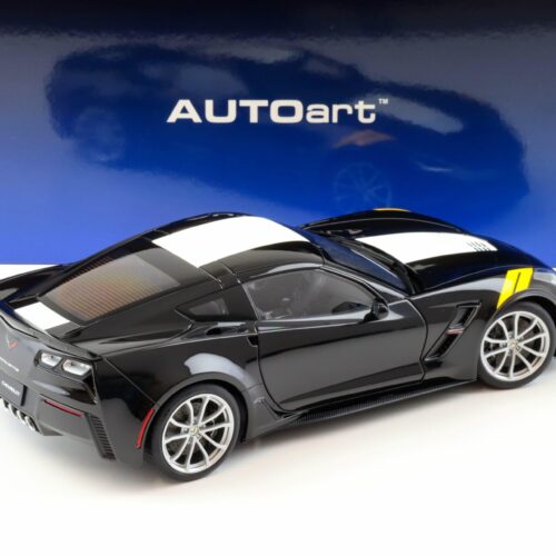 1:18 AUTOart Chevrolet Corvette C7 Grand Sport black/ white stripes