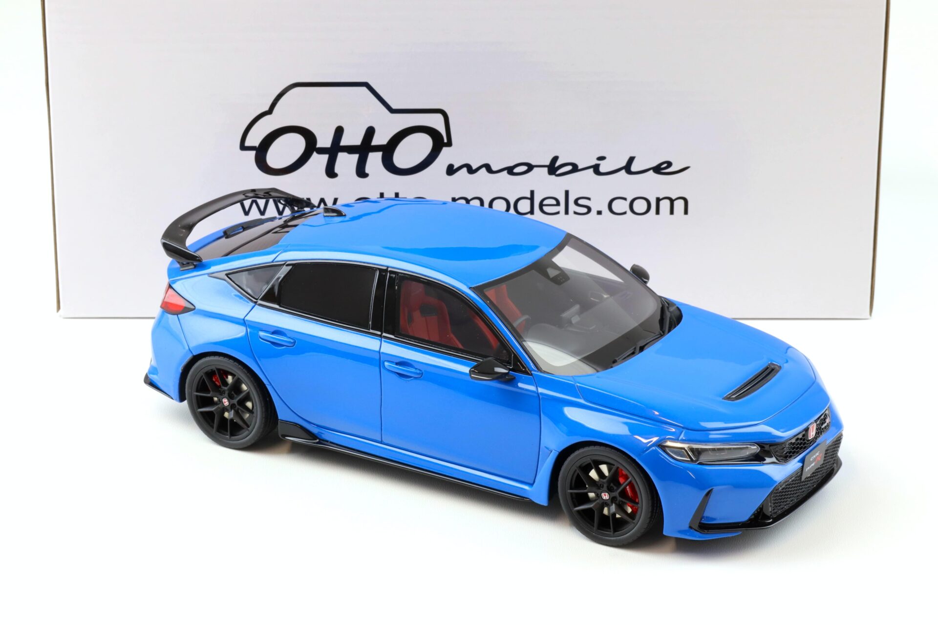1:18 OTTO mobile OT1093 Honda Civic Type R Racing Boost 2022 blue pearl