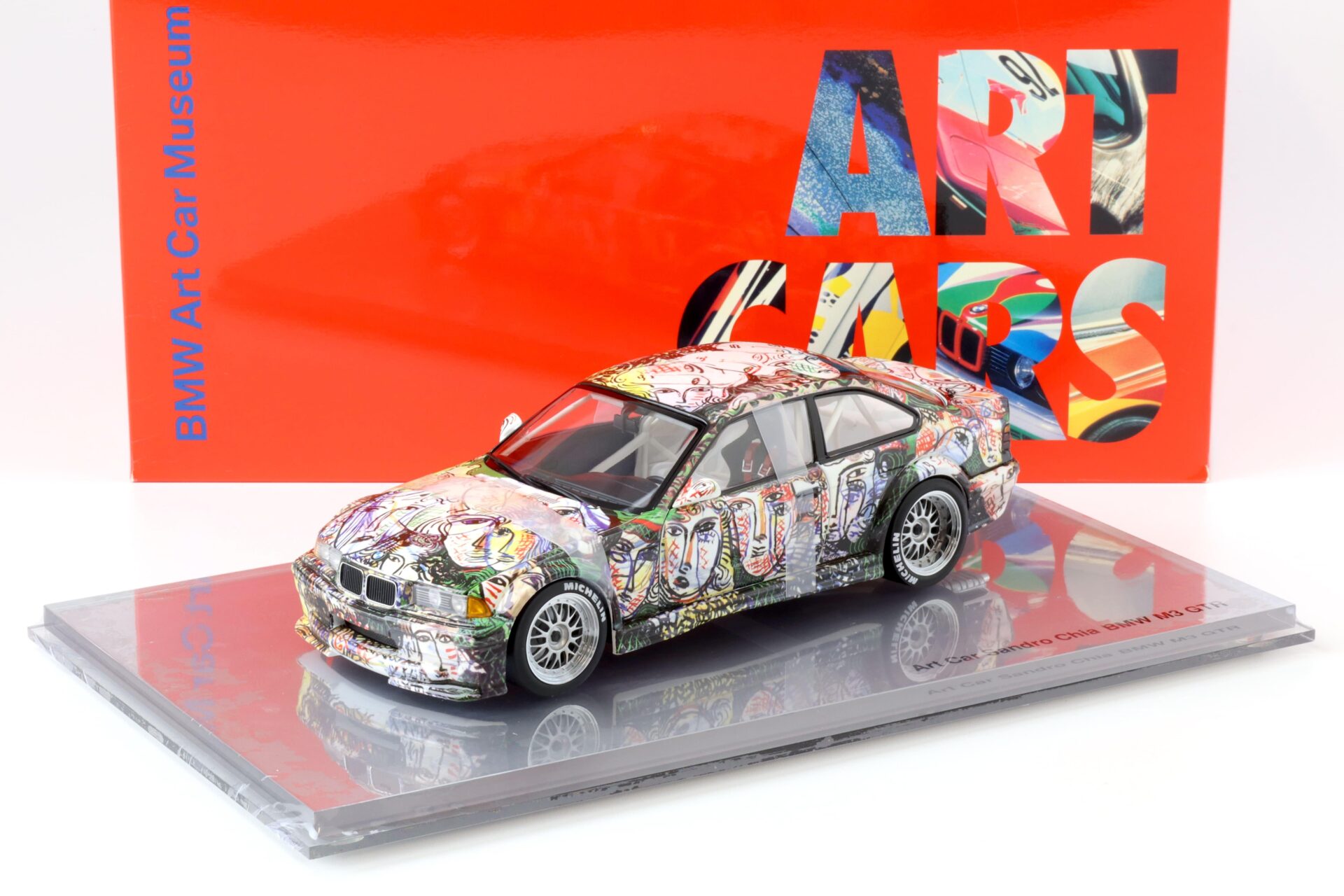 1:18 UT Models BMW M3 GTR E36 Sandro Chia ART CAR DEALER VERSION