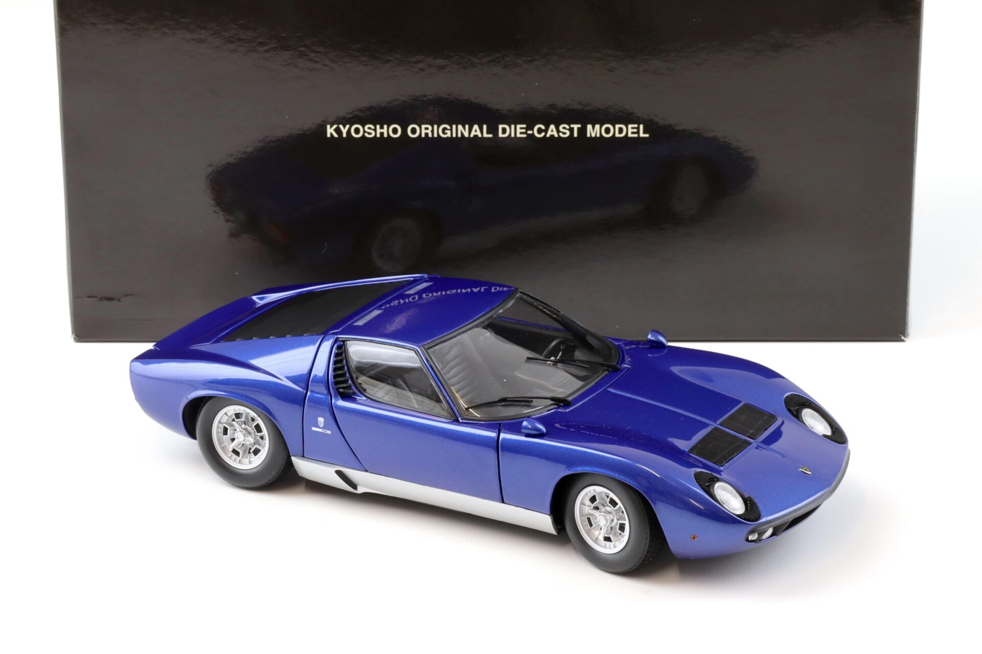 1:18 Kyosho Lamborghini Miura P400 Coupe blue metallic 08312BM