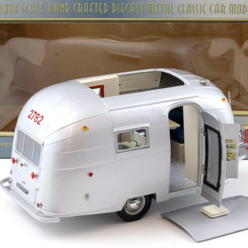 1:18 Motor City Classics AIRSTREAM Trailer Camper Wohnwagen silver 92005