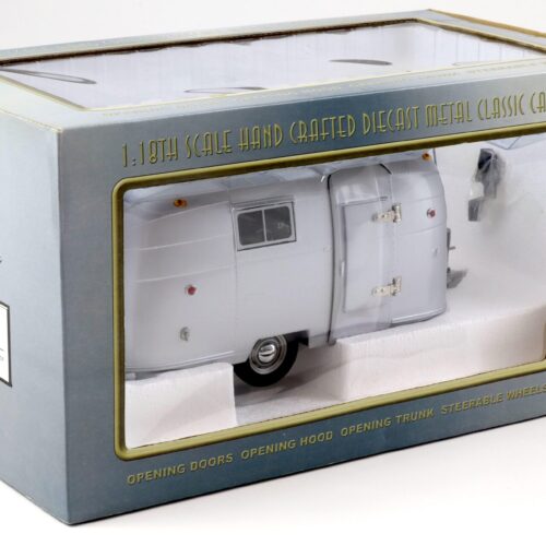 1:18 Motor City Classics AIRSTREAM Trailer Camper Wohnwagen silver 92005