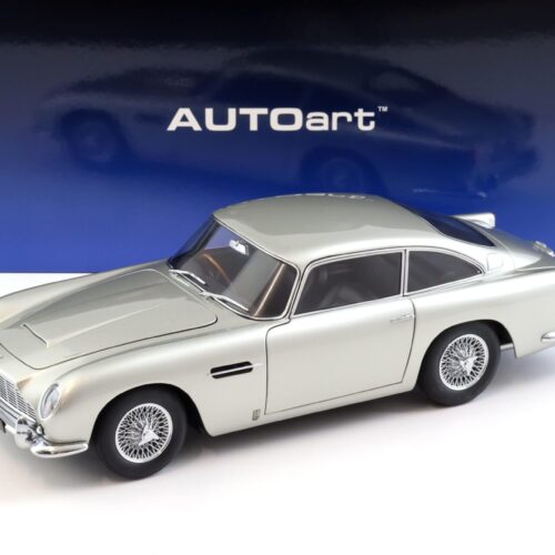 1:18 AUTOart Aston Martin DB5 Coupe 1964 Birch silver 70287