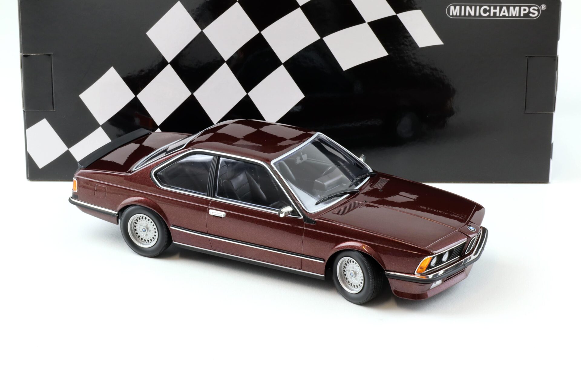 1:18 Minichamps BMW 635 CSI Coupe 1982 dark red metallic