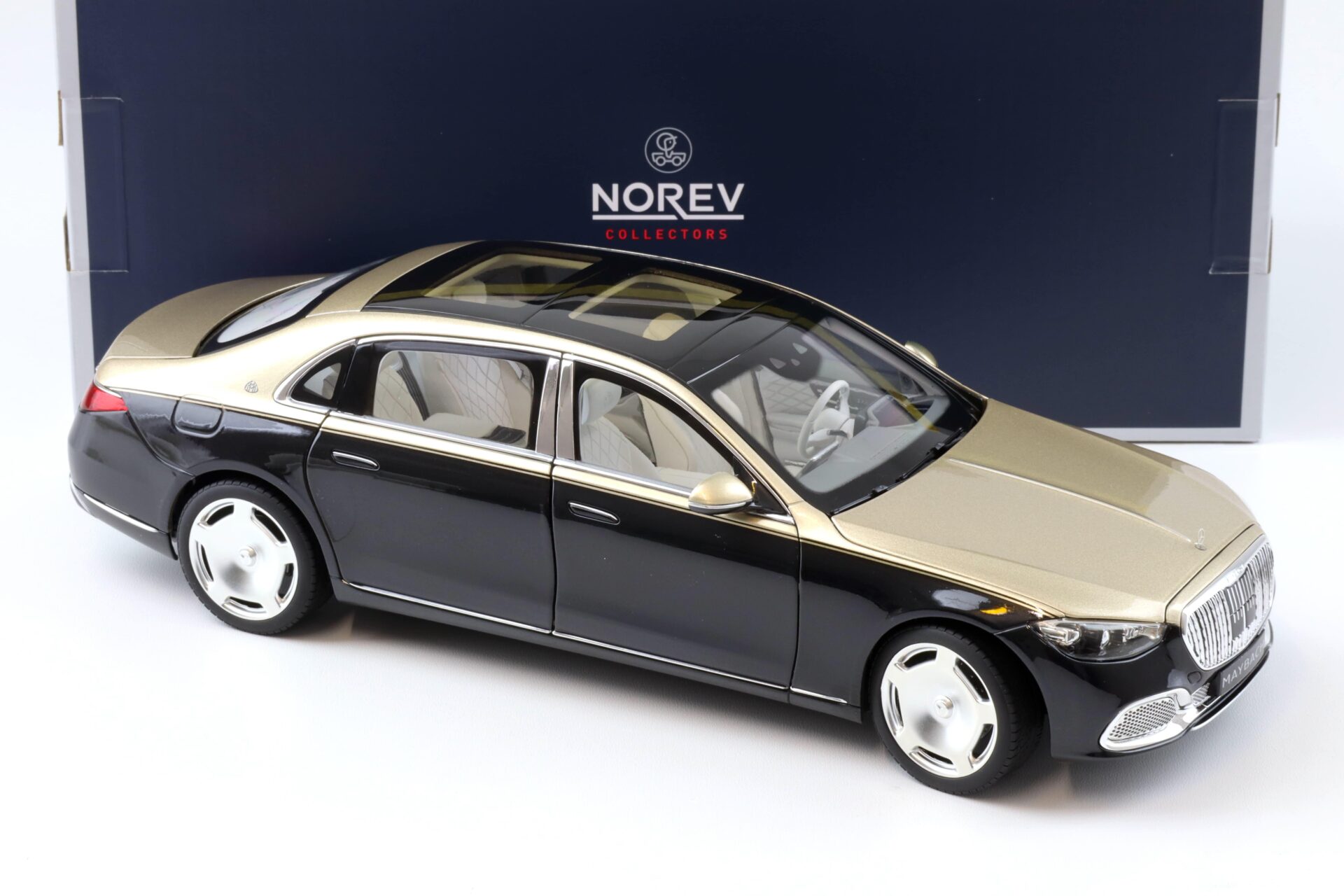 1:18 Norev Mercedes-Maybach S 680 4MATIC 2021 gold / black metallic