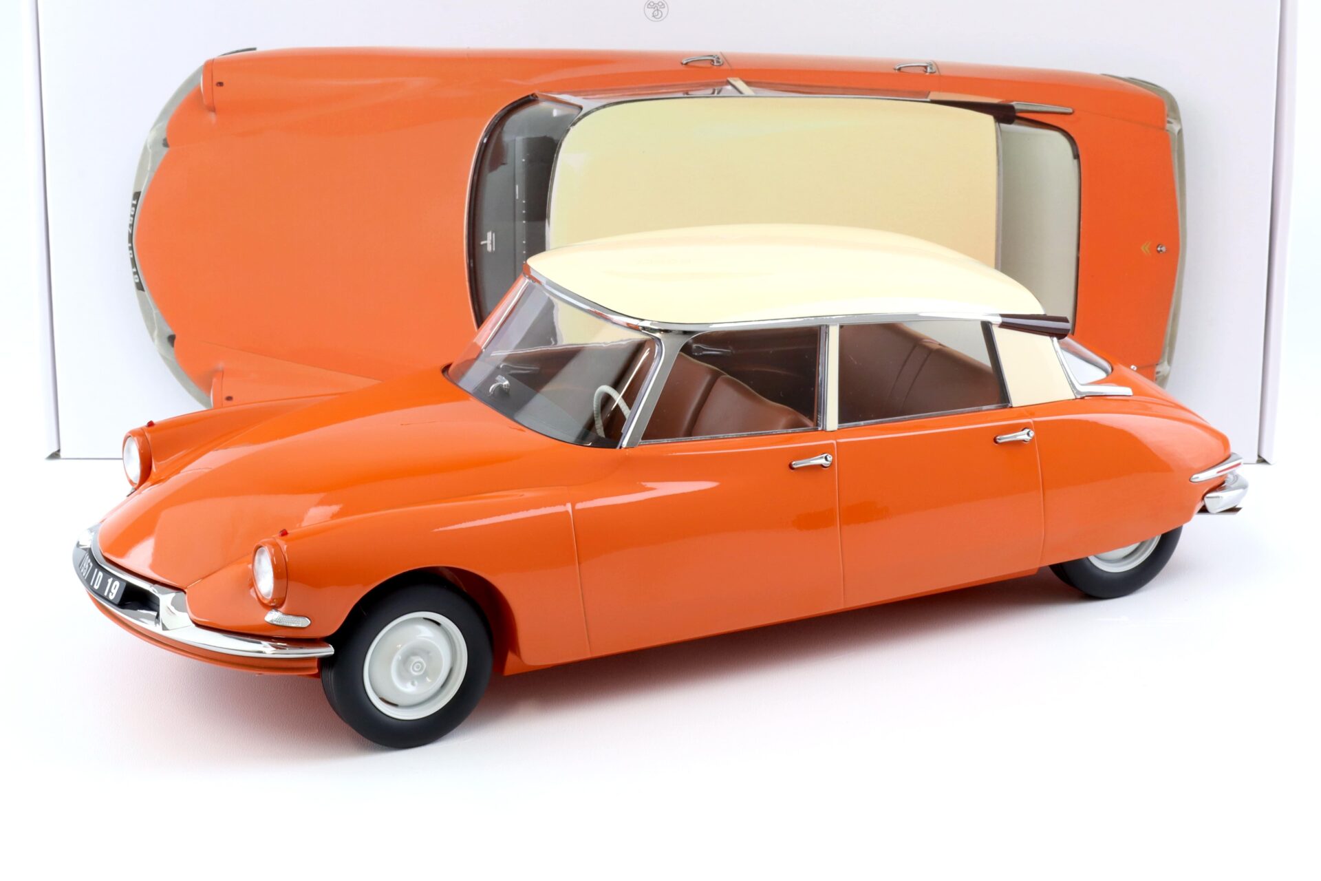 1:12 Norev Citroen DS 19 Capucine orange & Cream 1957