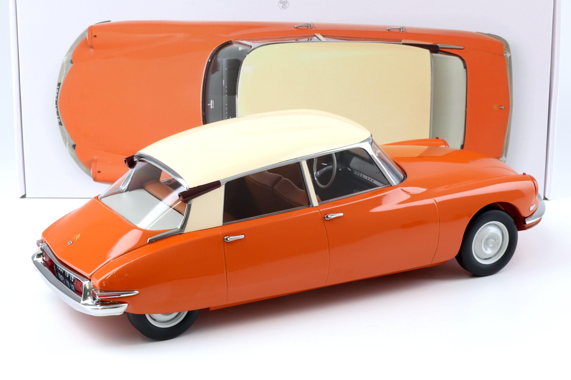 1:12 Norev Citroen DS 19 Capucine orange & Cream 1957