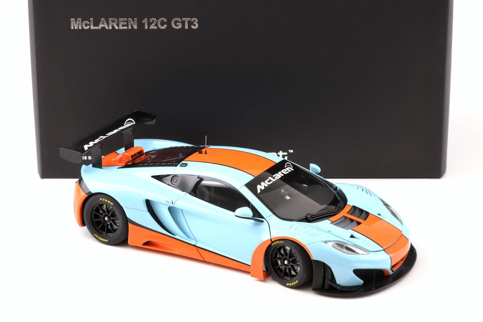 1:18 AUTOart McLAREN 12C GT3 Coupe blue/ orange 81343