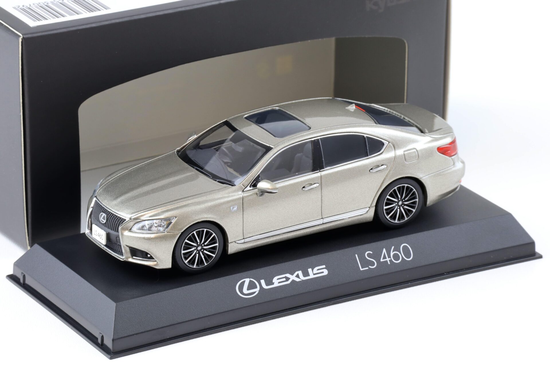 1:43 Kyosho Lexus LS460 F Sport Limousine Sonic Titanium 03659T