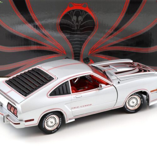 1:18 Greenlight 1978 Ford Mustang II King Cobra silver metallic/ black-red stripes