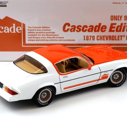 1:18 Greenlight 1979 Chevrolet Camaro Cascade Edition white/ orange