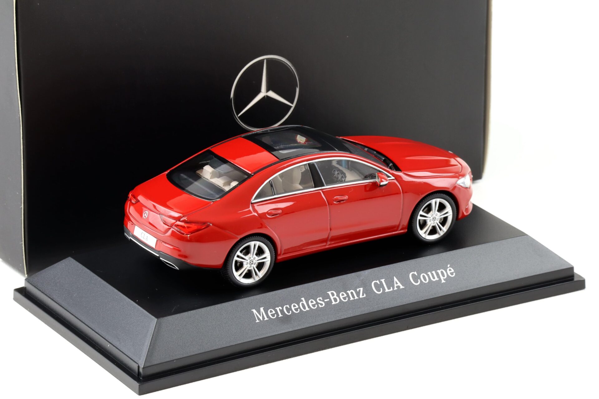 1:43 Spark Mercedes CLA Coupe C118 jupiter red 2019 DEALER VERSION
