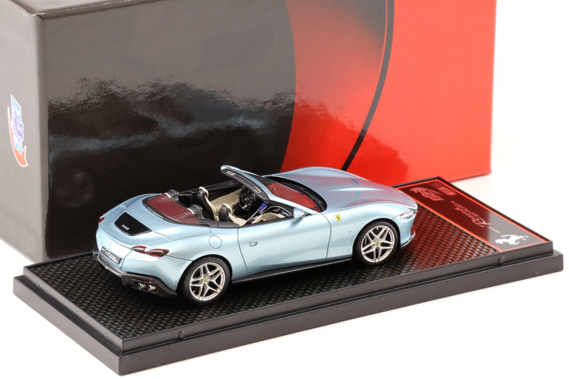 1:43 BBR Ferrari Roma Spider Celeste Tevere metallic - Limited 200 pcs.