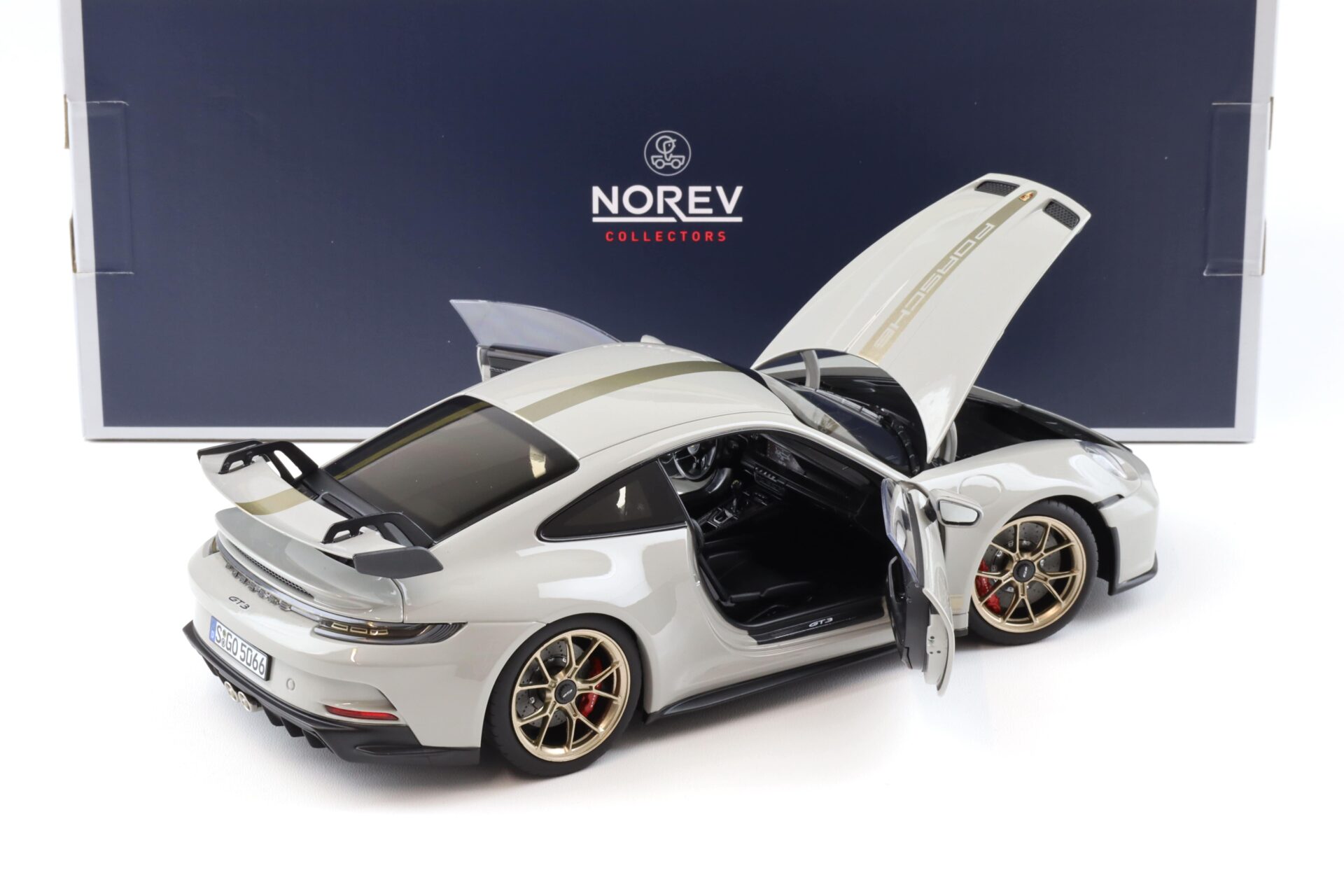 1:18 Norev Porsche 911 (992) GT3 Coupe Kreide Chalk 2021 - Limited 504 pcs.