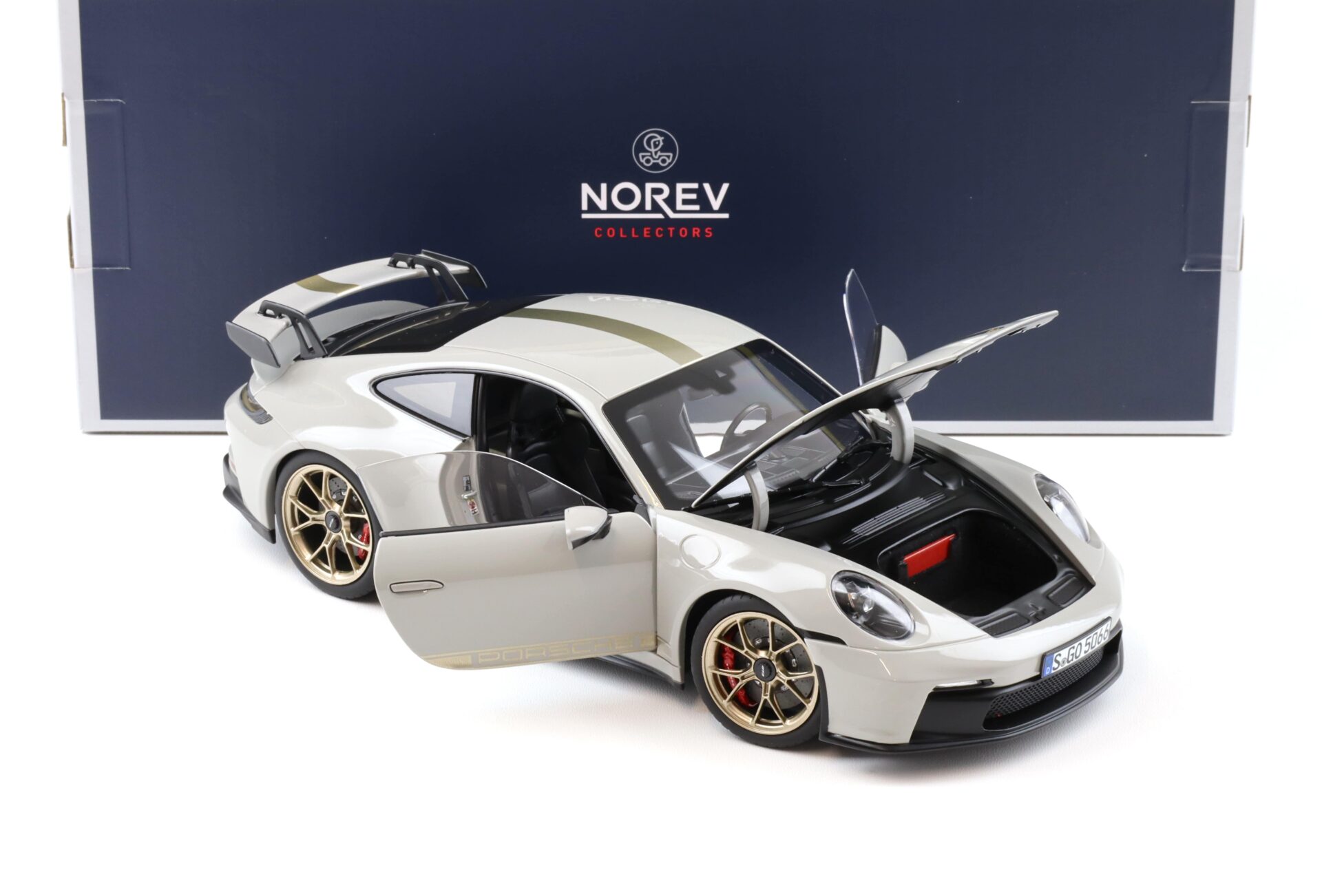 1:18 Norev Porsche 911 (992) GT3 Coupe Kreide Chalk 2021 - Limited 504 pcs.