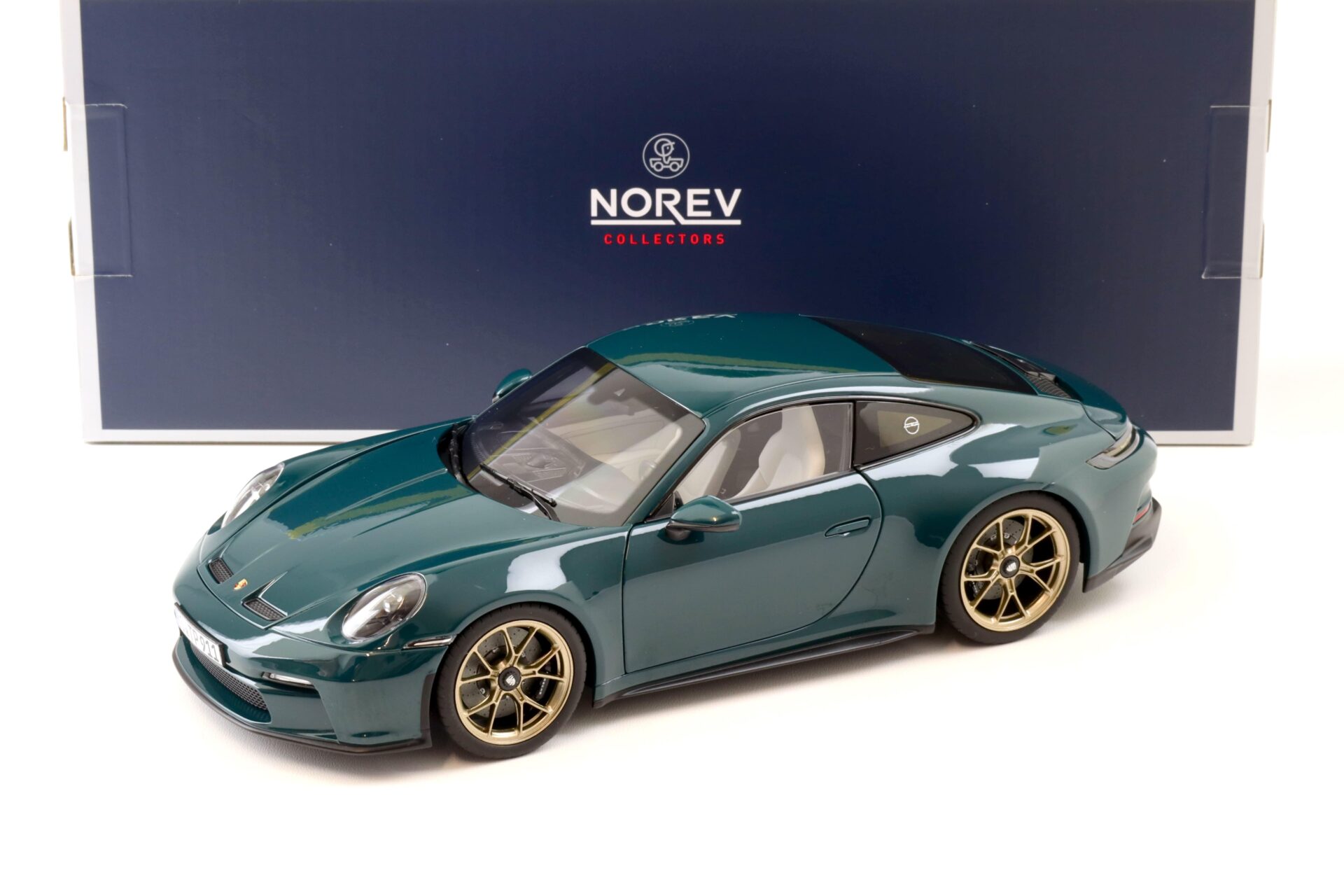 ID 98168 orig.jpg 1:18 Norev Porsche 911 (992) GT3 Touring 2021 PTS Fjord green - Limited 504 pcs.