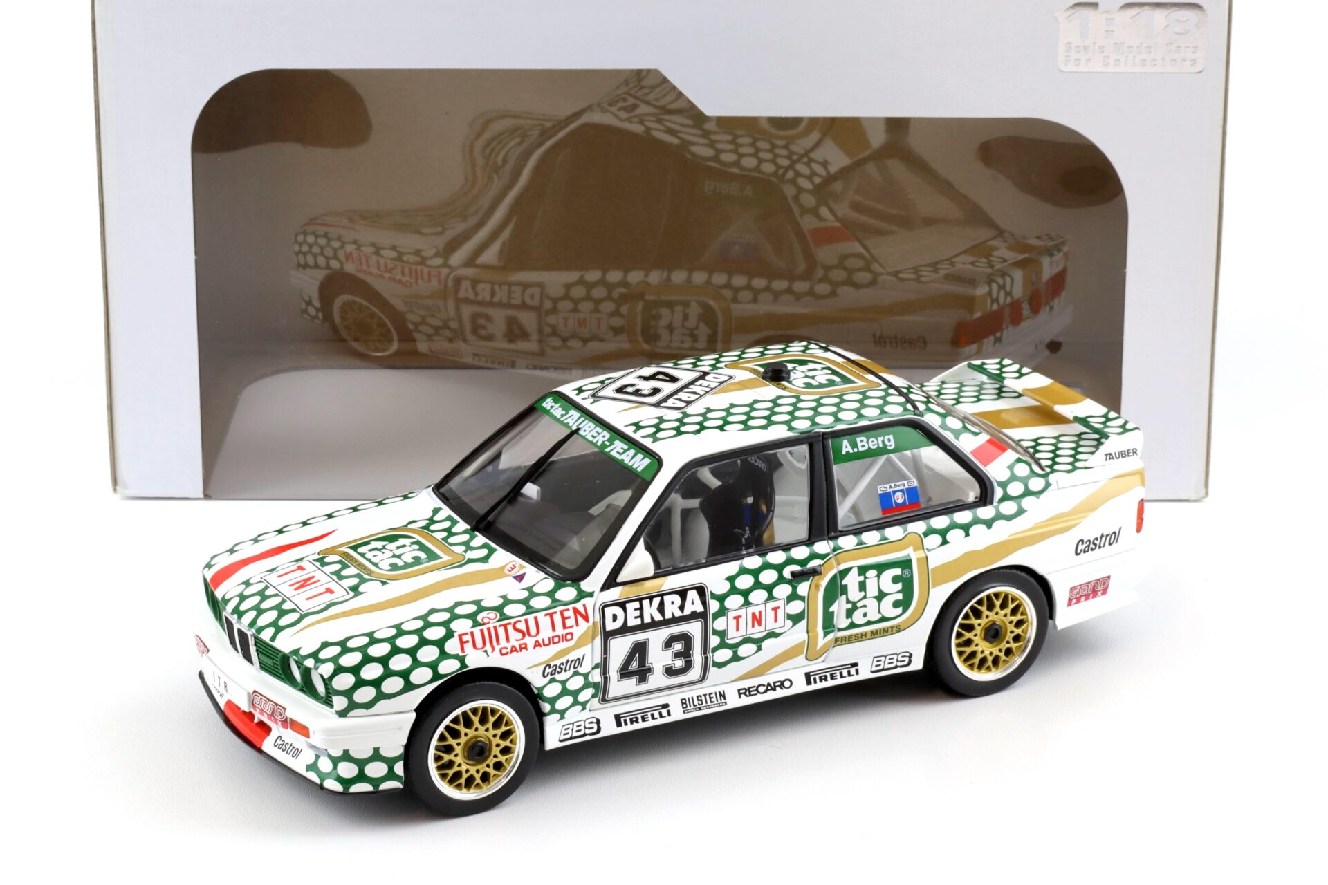 1:18 Solido BMW M3 E30 DTM 1991 A.Berg #43 Tictac white/ green