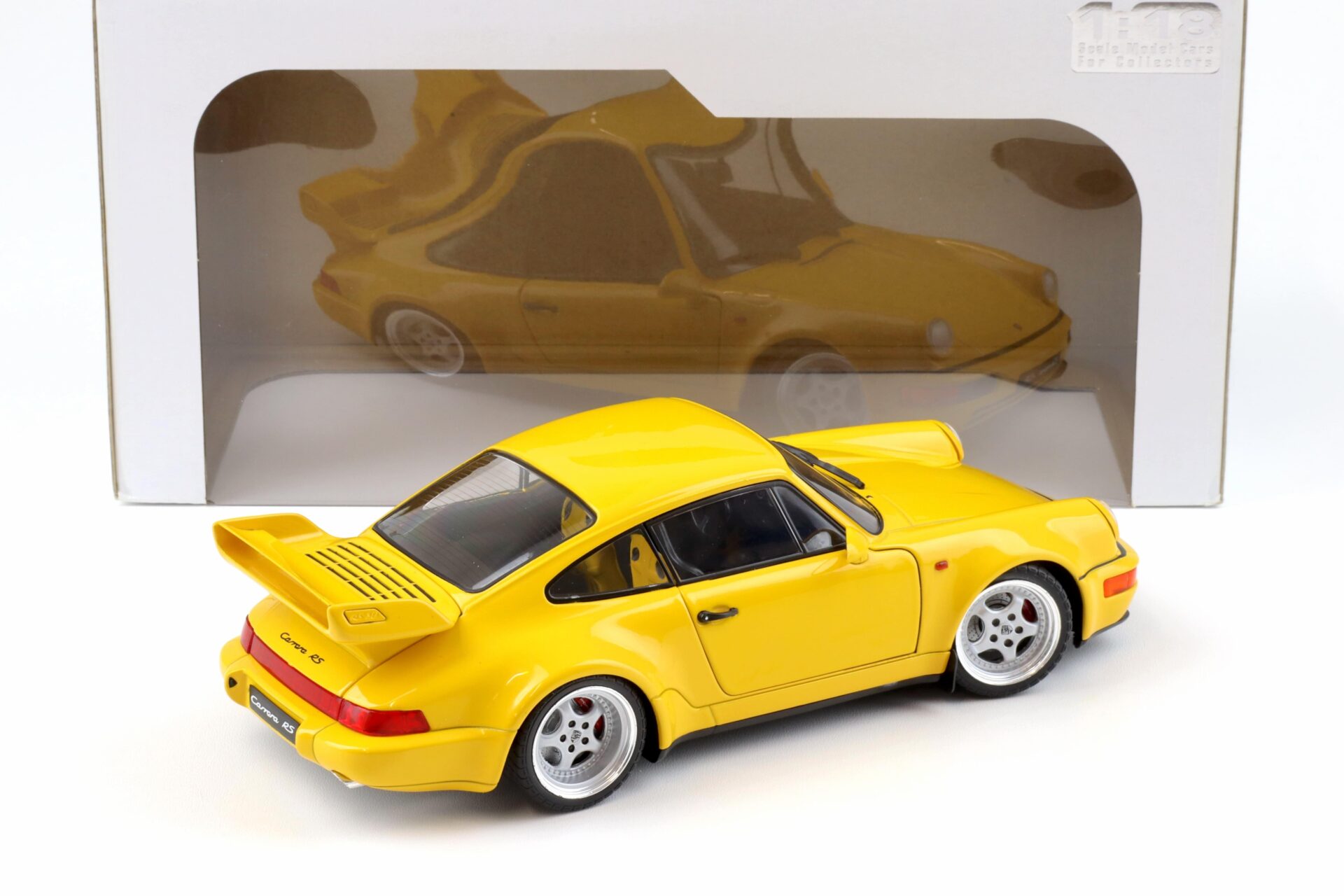 1:18 Solido Porsche 911 964 Carrera RS 3.8 yellow 1990