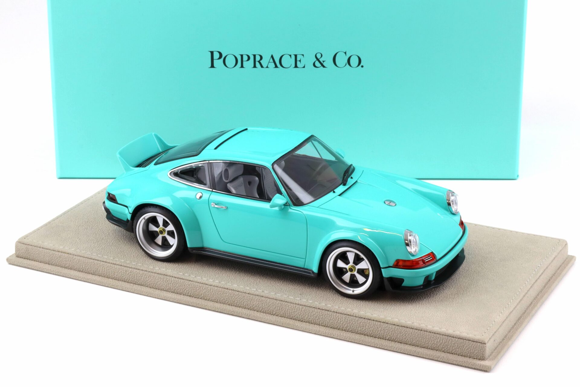 1:18 POP RACE Porsche 911 Singer DLS blue
