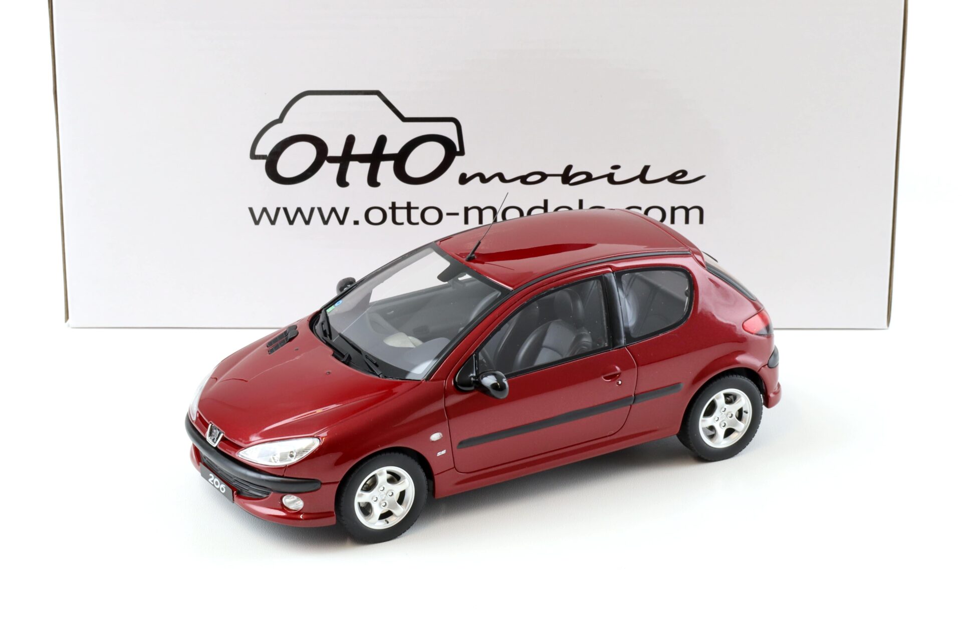 1:18 OTTO mobile OT1039 Peugeot 206 S16 red metallic 1999