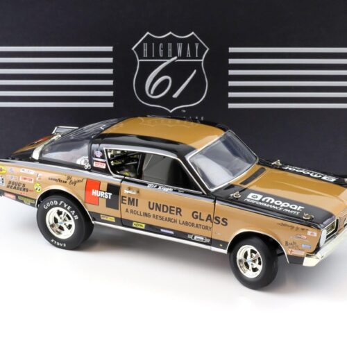 1:18 Highway61 Plymouth Barracuda Hemi Under Glass 1966 black/ bronze