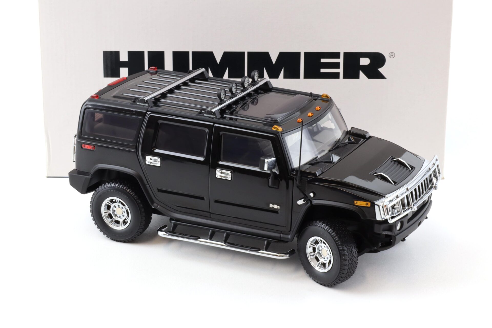 1:18 Highway61 Hummer H2 black 2005