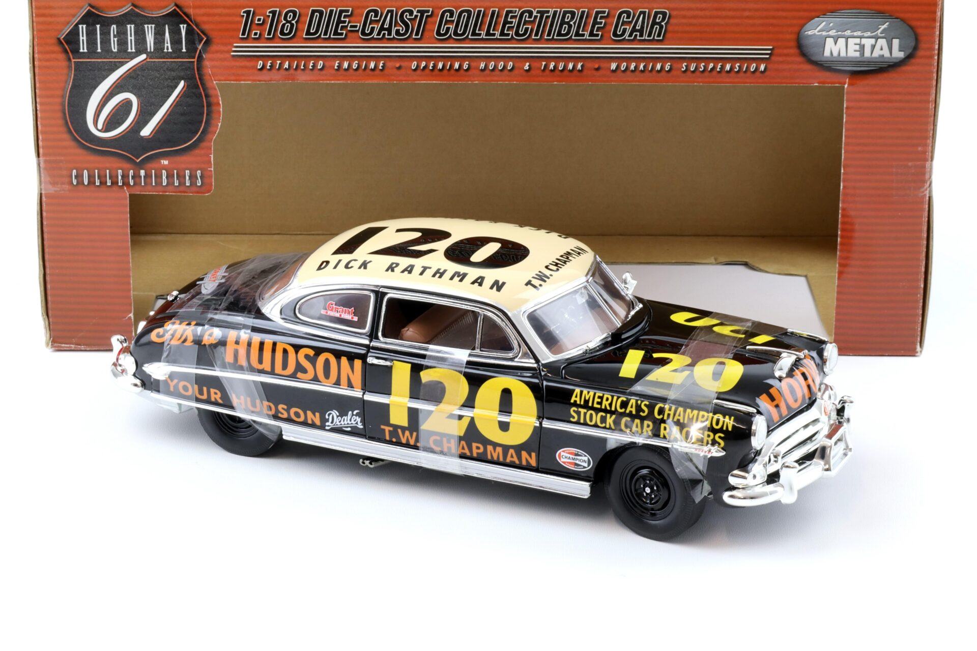 1:18 Highway61 Hudson Hornet Race Car Origins of Speed #120 black/ white
