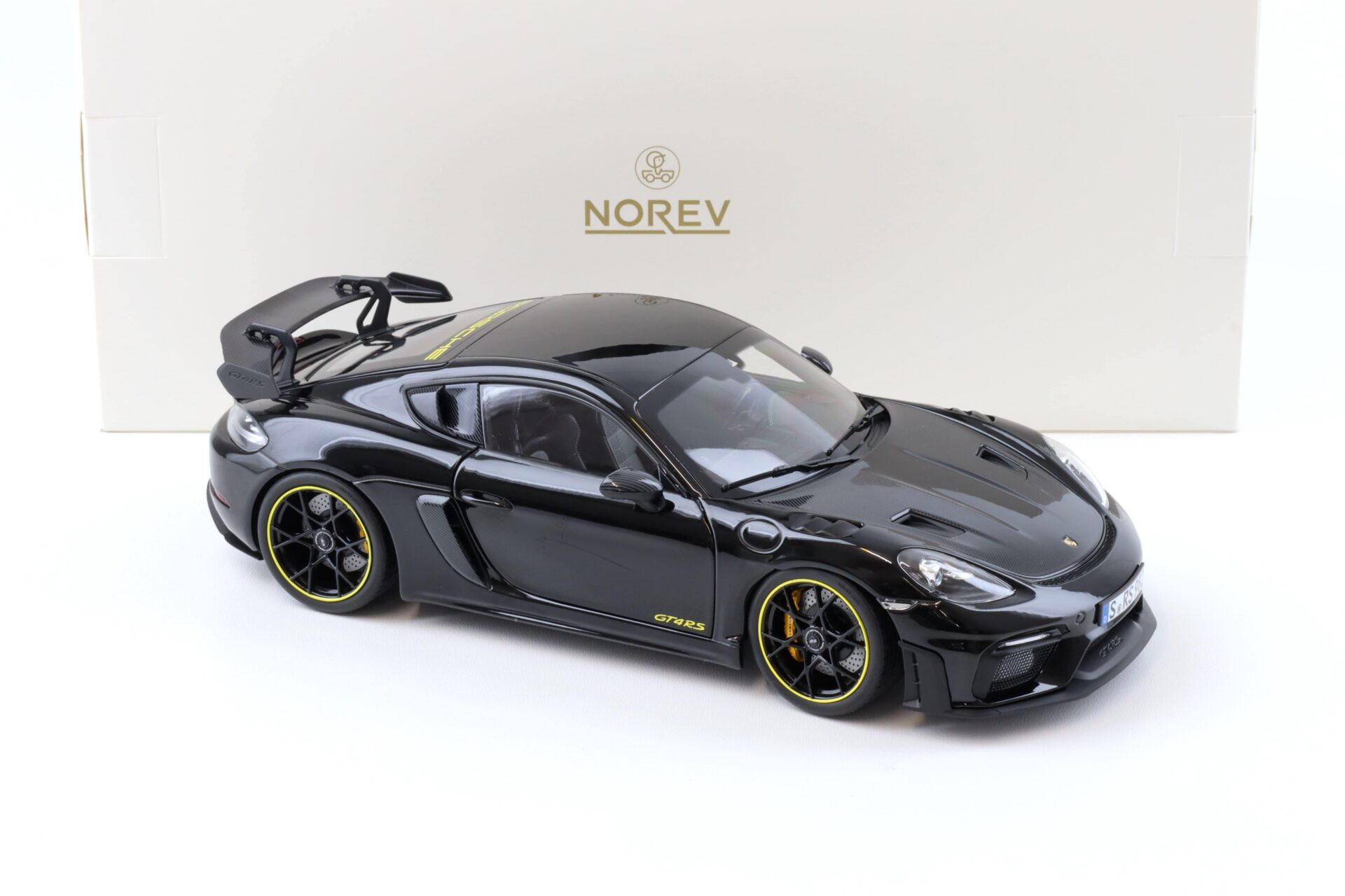 1:18 Norev Porsche Cayman GT4 RS Weissach Package 2023 black - Limited 300 pcs.