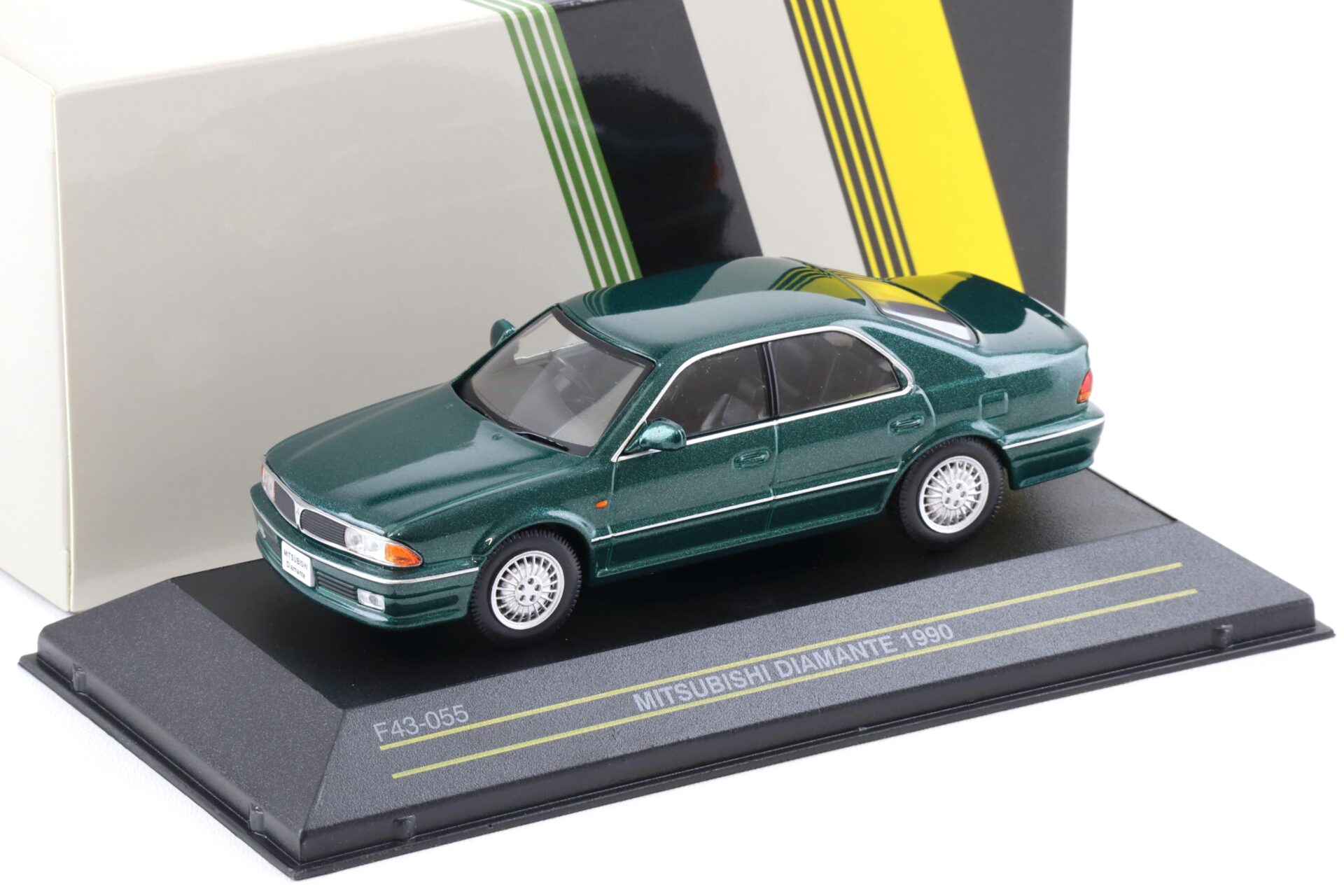 1:43 First43 Mitsubishi Diamante Limousine 1990 green metallic