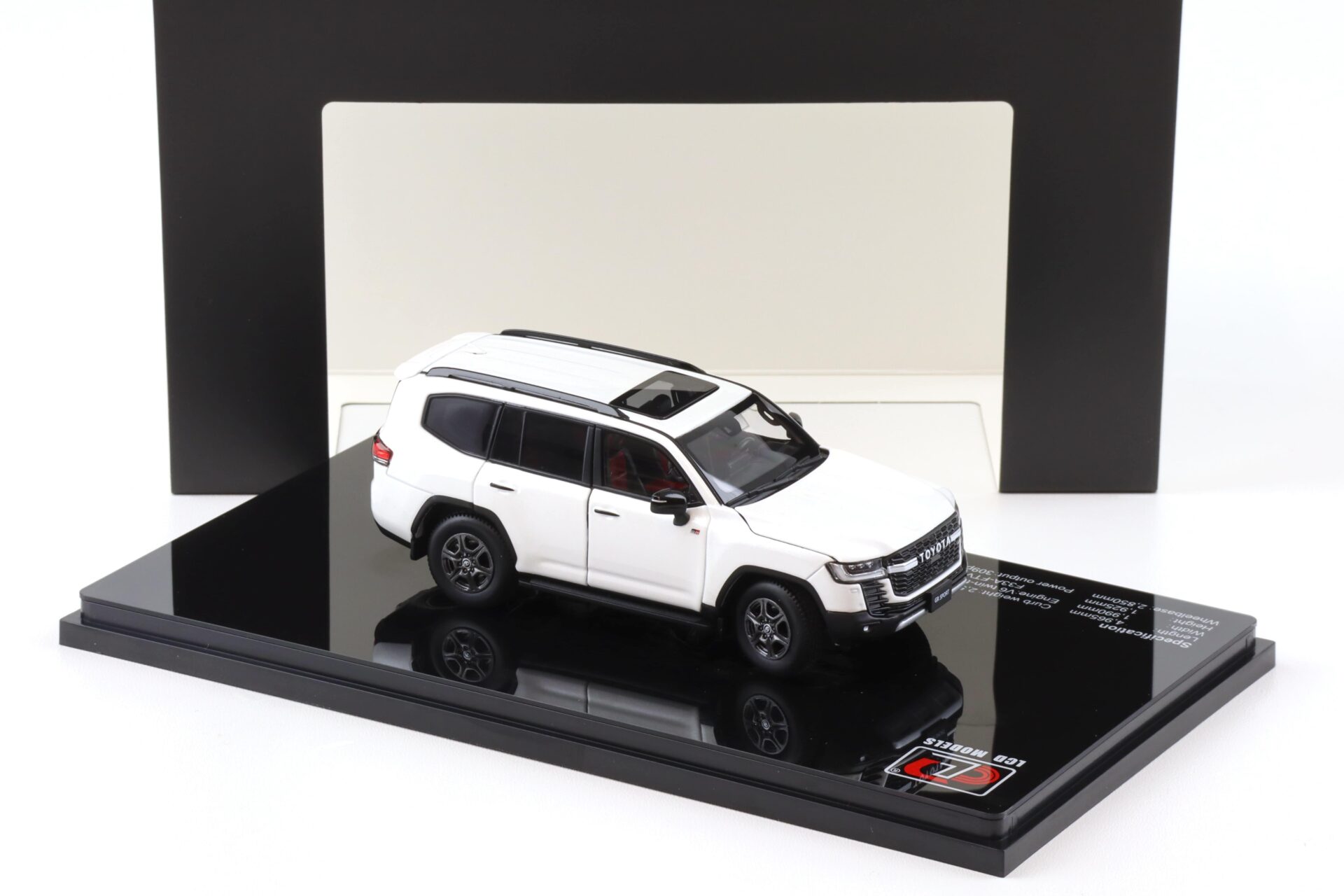 1:43 LCD Models Toyota Land Cruiser LC300 GR Sport white metallic LCD43011-GR-WH