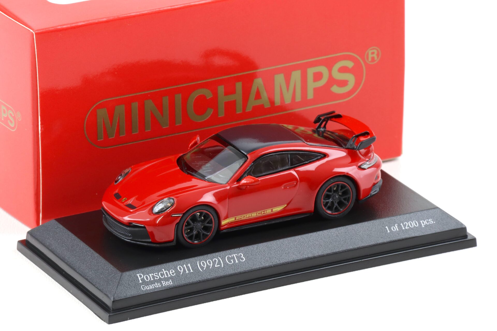 1:64 Minichamps Porsche 911 992 GT3 Coupe Guards red/ Carbon roof