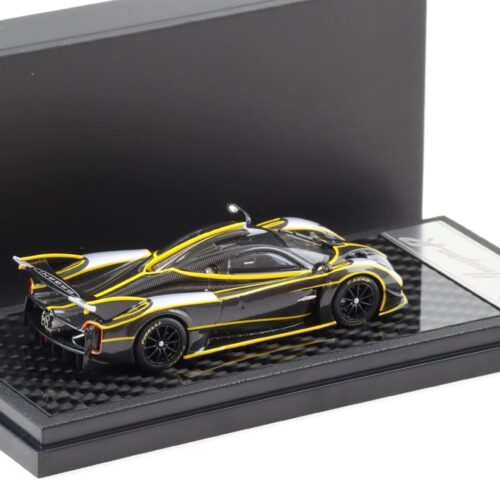 1:64 LCD Models Pagani Huayra R black Carbon/ silver LCD64028-BS