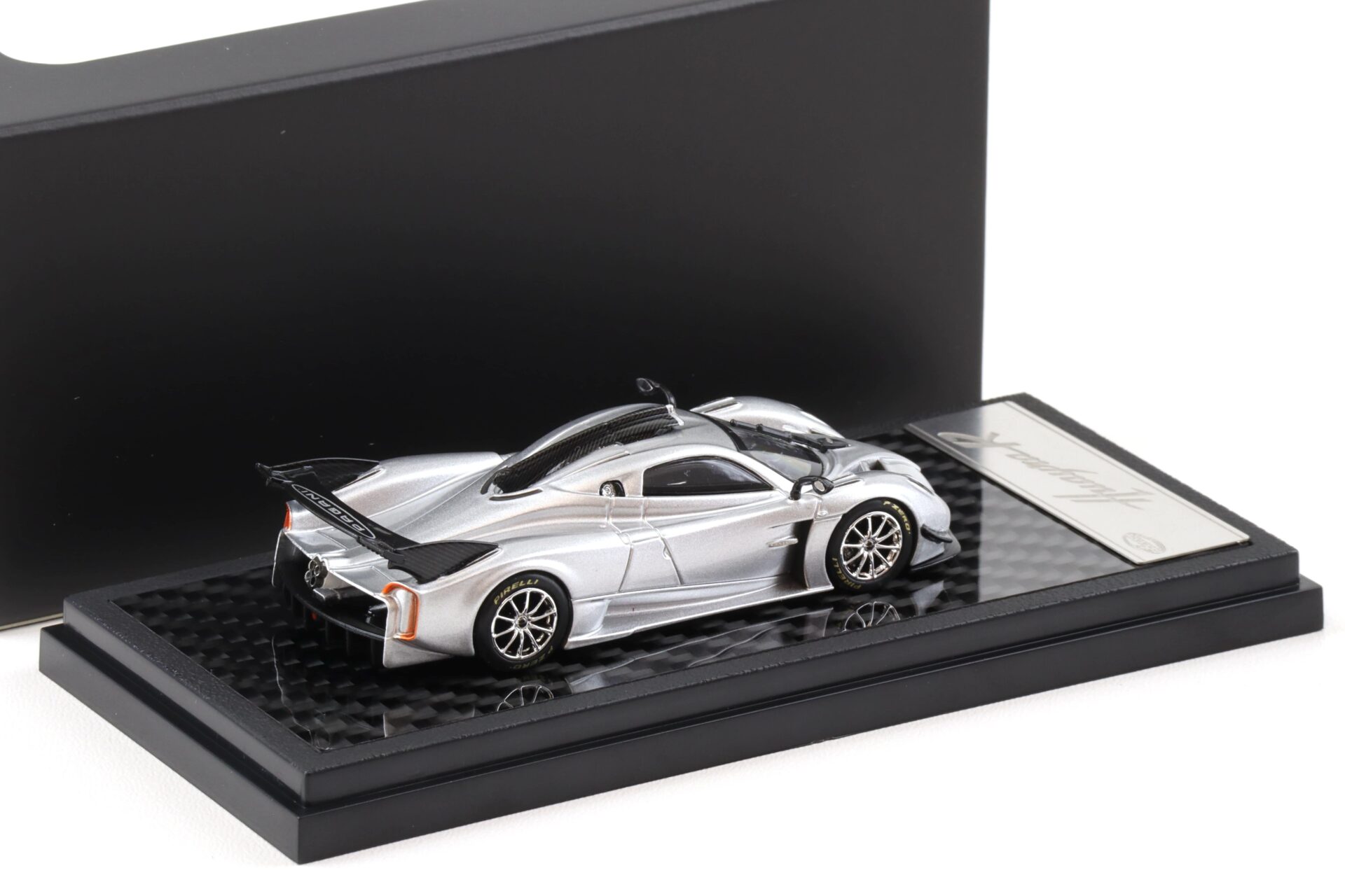 1:64 LCD Models Pagani Huayra R silver metallic LCD64028-SI