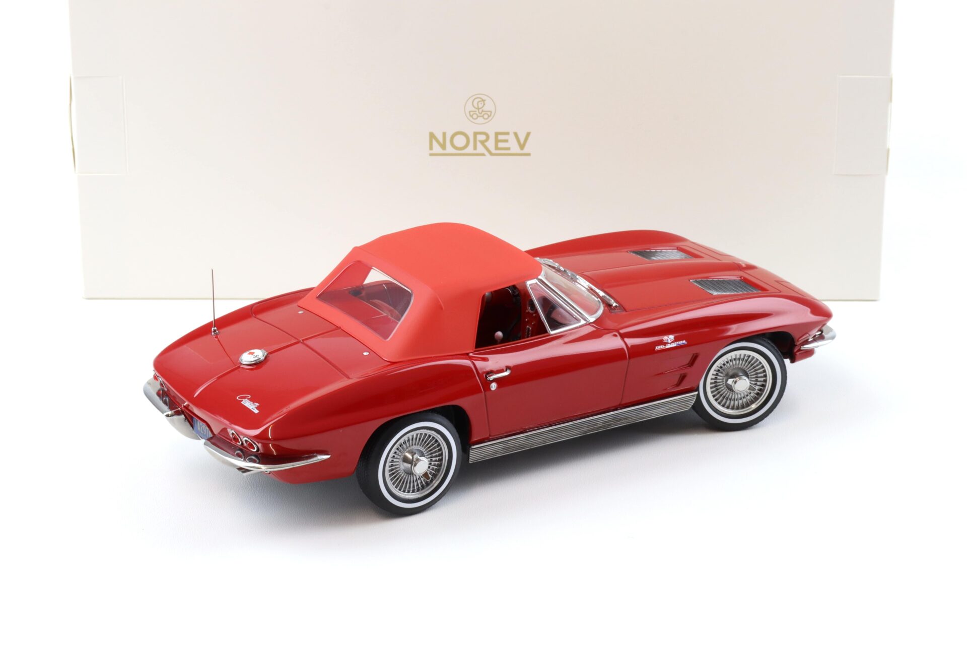 1:18 Norev Chevrolet Corvette Sting Ray Convertible 1963 Riverside red 189056