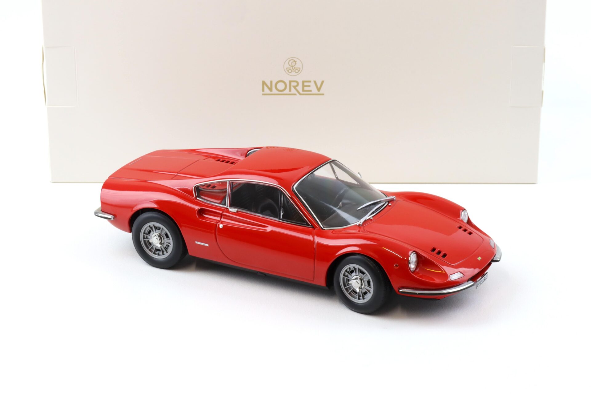 1:18 Norev Ferrari Dino 246 GT Coupe 1968 red 187800