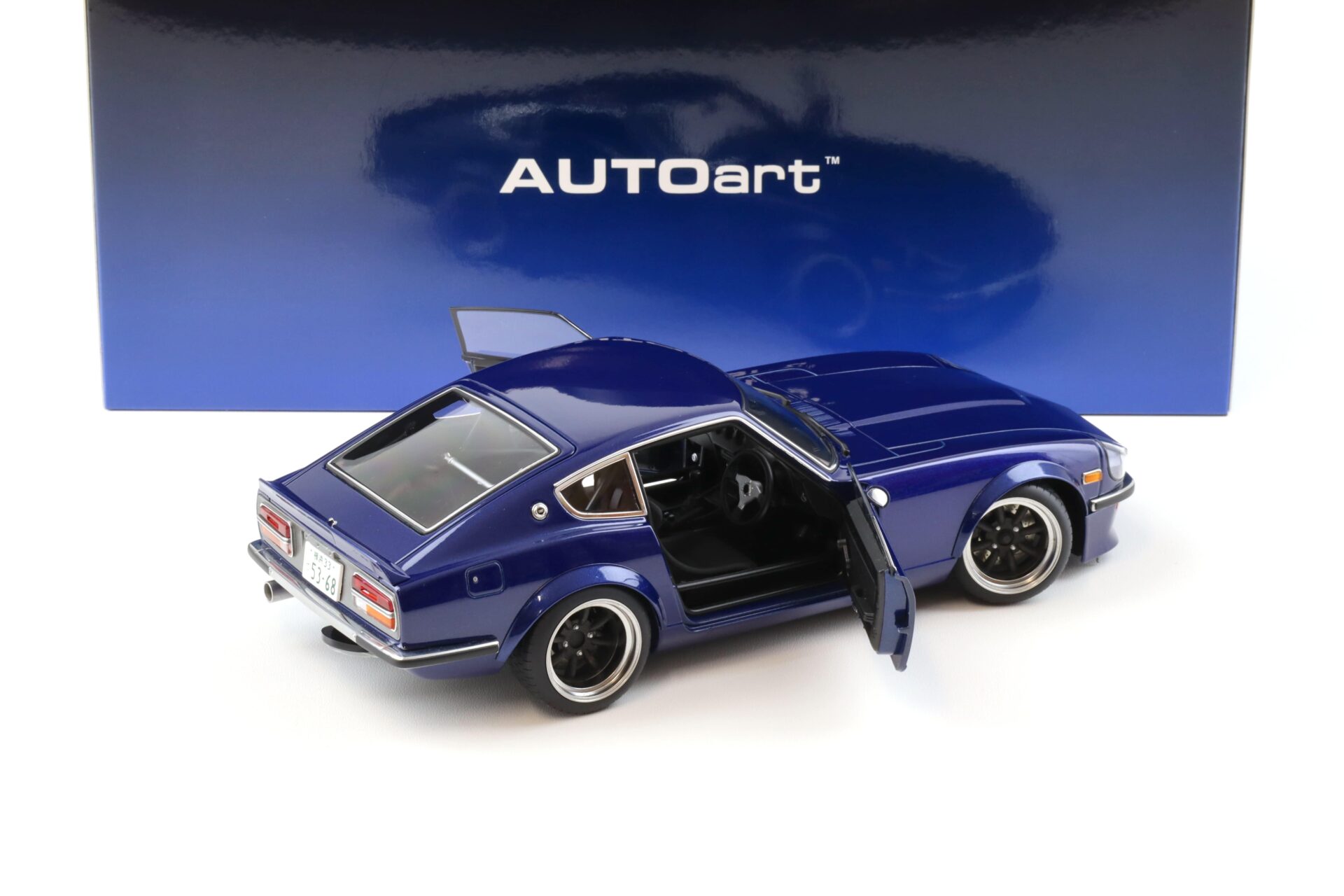 1:18 AUTOart Nissan Fairlady Z (S30) Wangan Midnight "Akuma no Z" dark blue Diecast 77451