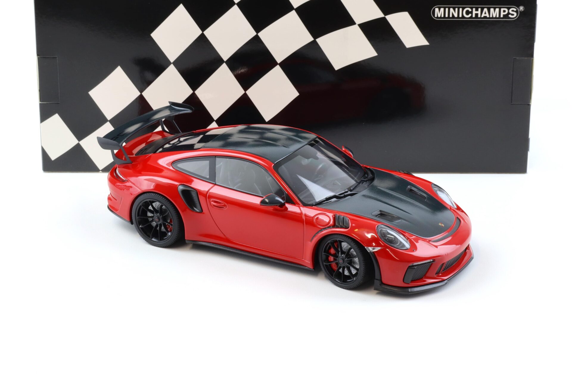 1:18 Minichamps Porsche 911 (991.2) GT3 RS Weissach Package red/ black wheel