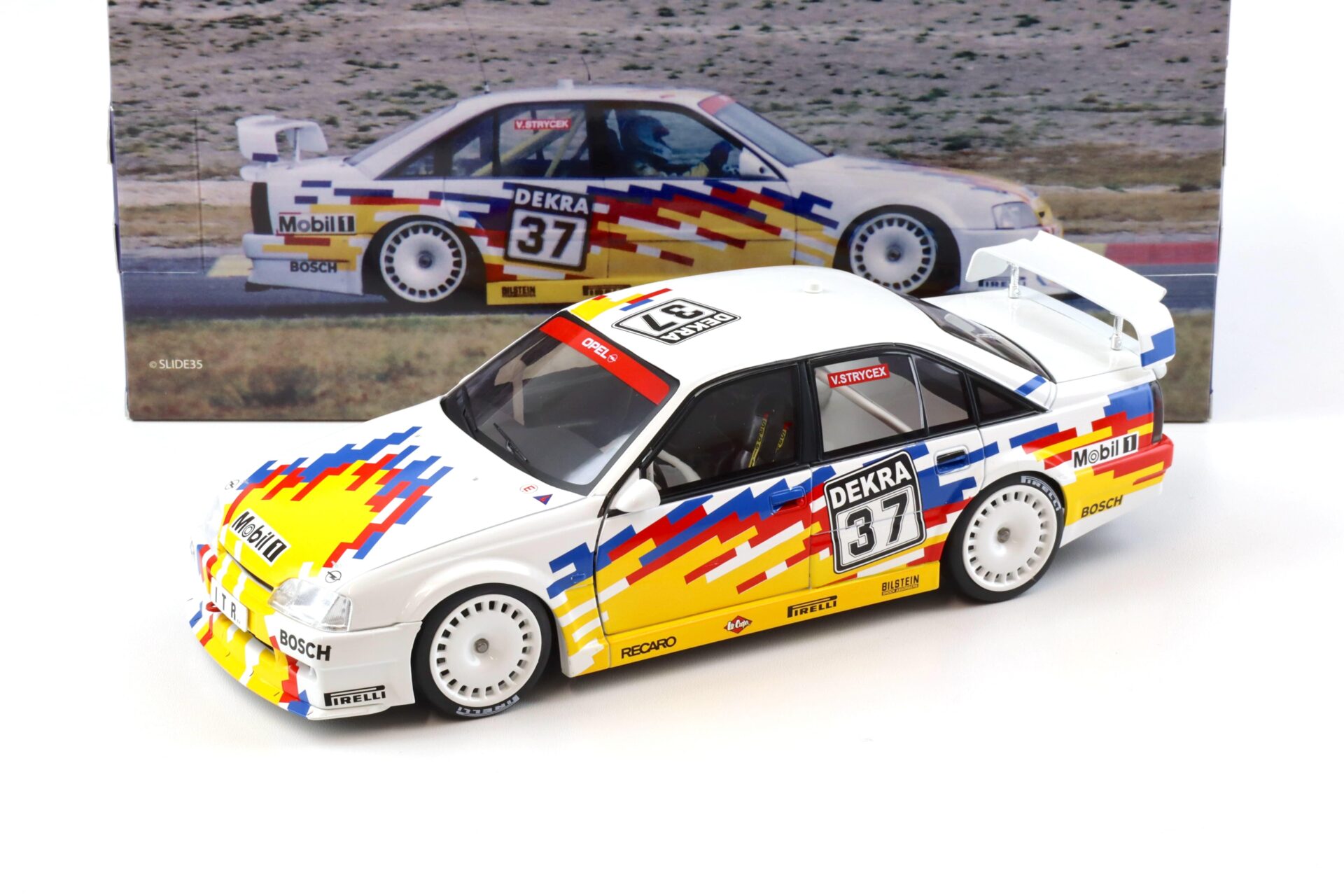 1:18 WERK83 Opel Omega EVO 500 #37 DTM 1991 Volker Strycek