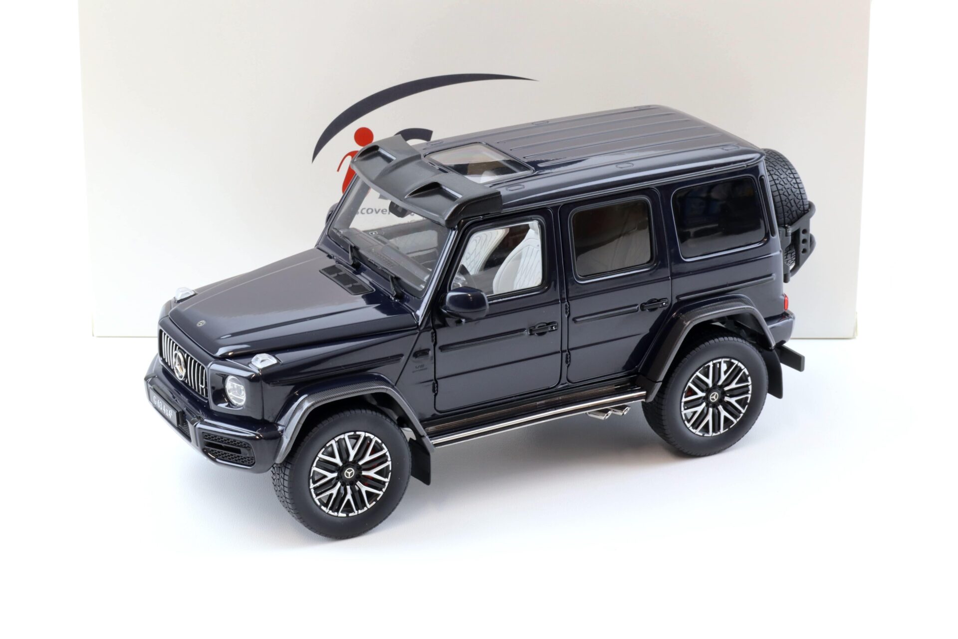 1:18 iScale Mercedes G63 AMG (W463) 4x4 dark blue 2022